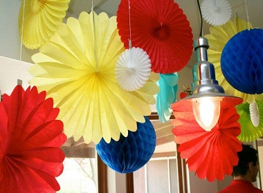 PAPER FLOWERS FOR SOCIAL EVENTS